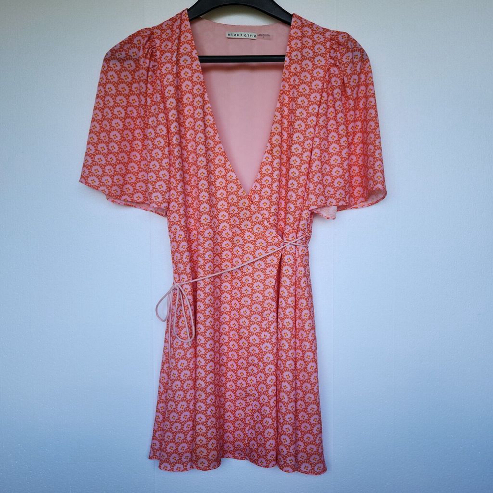 Alice + Olivia Sandra Floral Wrap Mini Dress Stamp English Rose 4 Beachwear - Picture 2 of 10